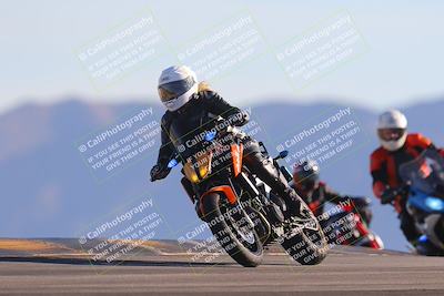 media/Nov-06-2023-Moto Forza (Mon) [[ce023d0744]]/4-Beginner Group/Session 5 (Turn 9)/